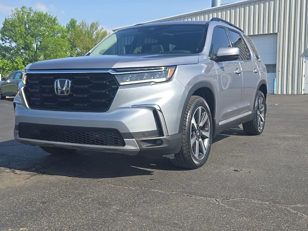 2024 Honda Pilot Touring
