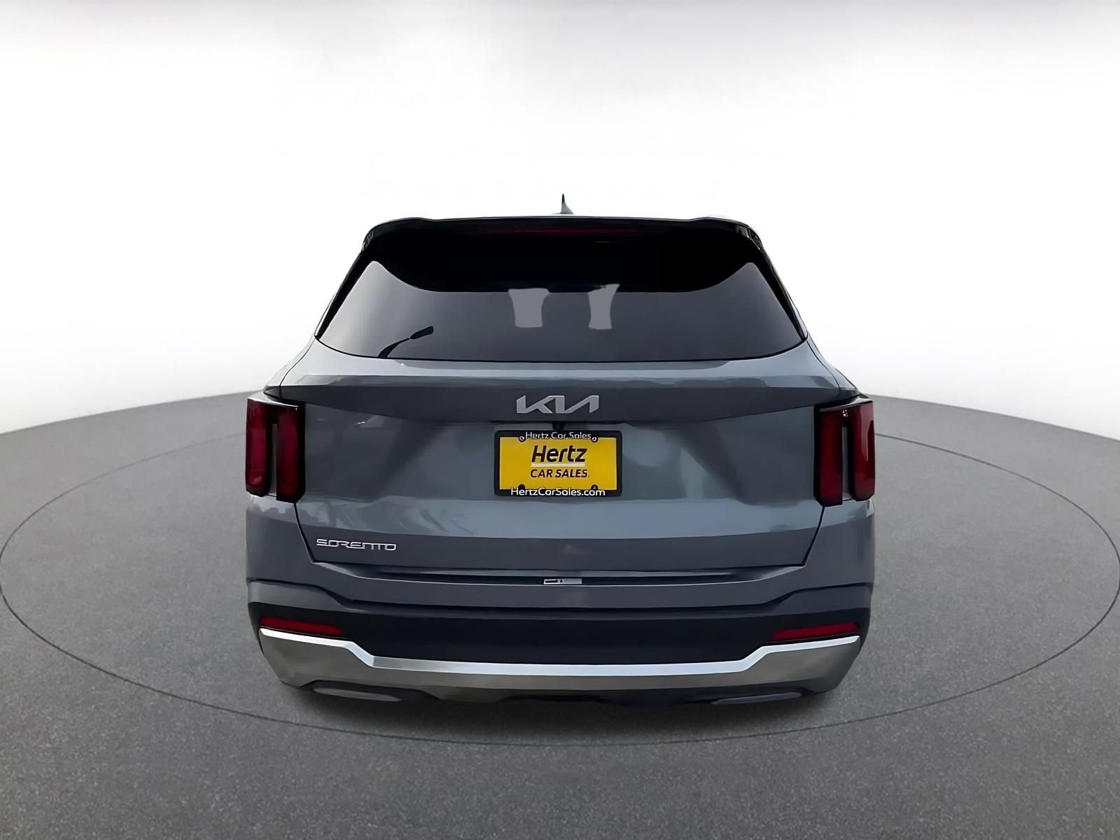2024 Kia Sorento S
