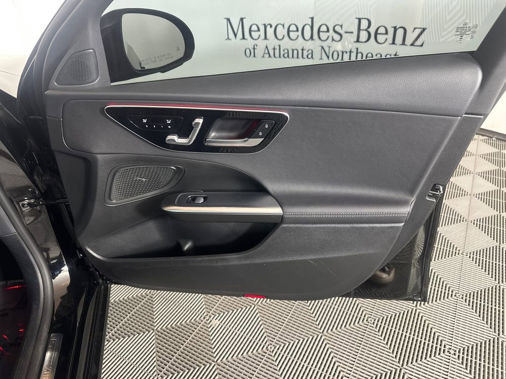 2025 Mercedes-Benz C 300 Sedan