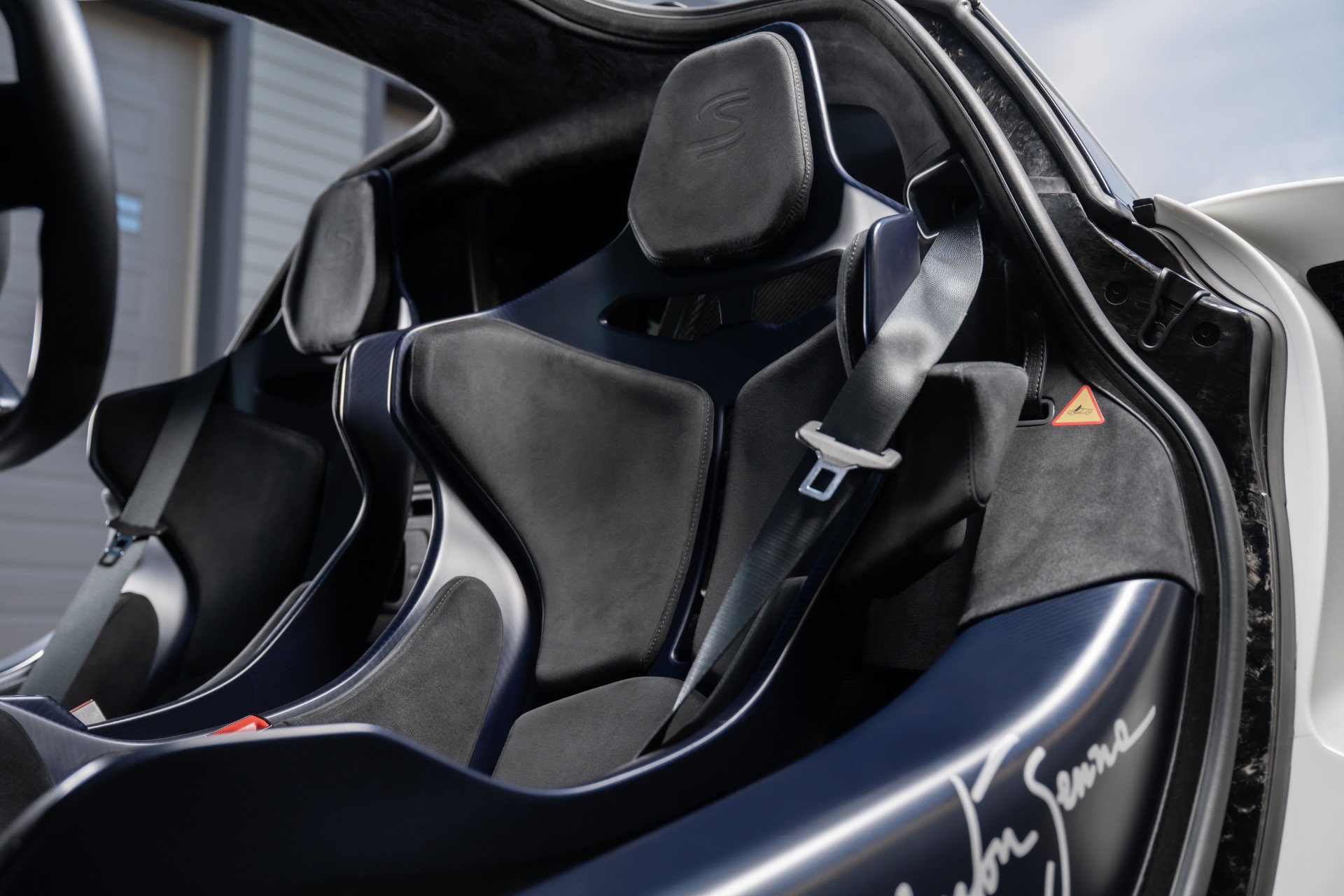 Used 2019 McLaren Senna photo 29