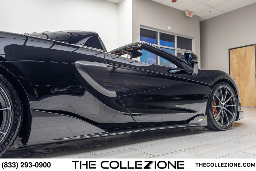 Used 2020 McLaren 600LT Spider photo 27