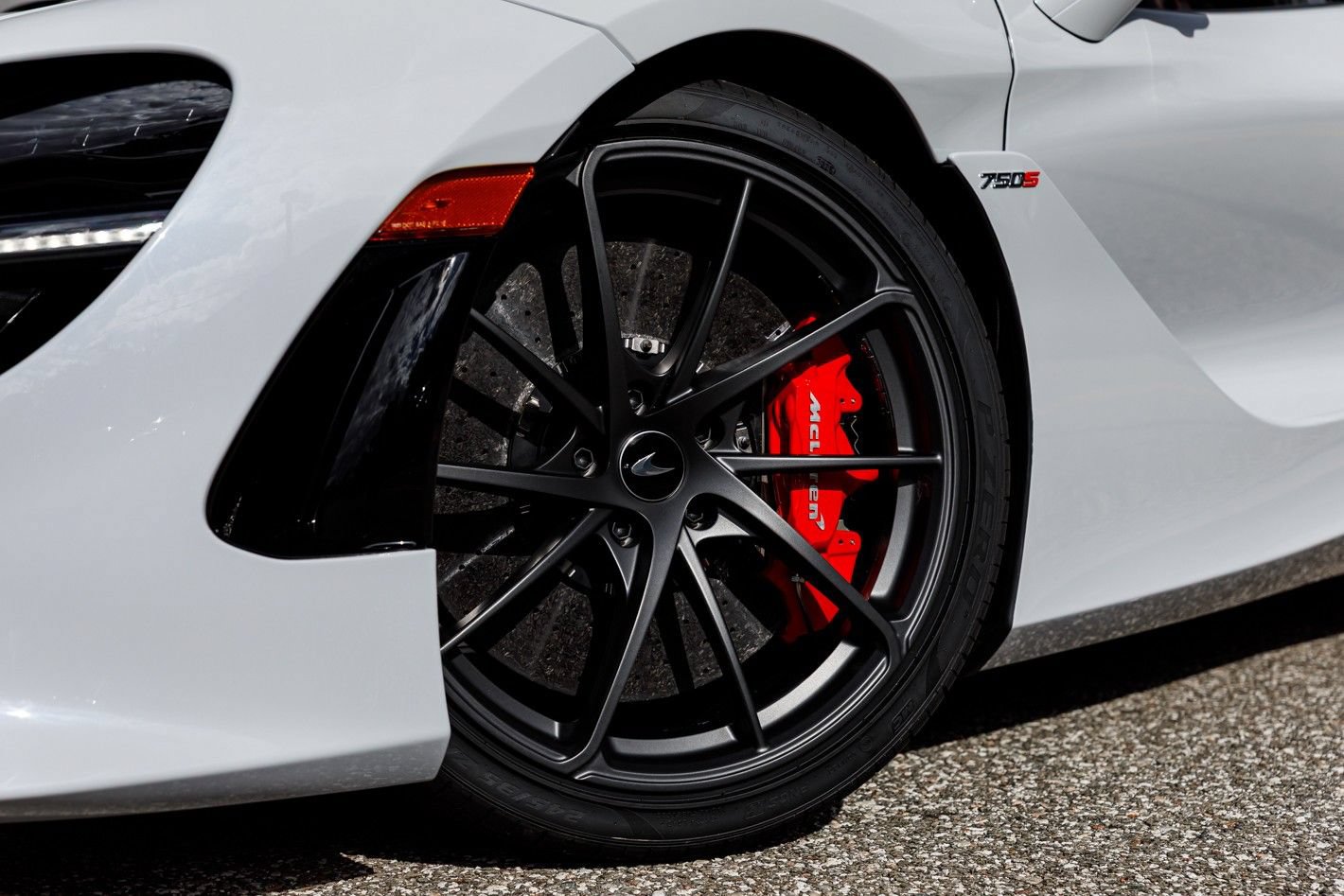 Used 2026 McLaren 750S Spider photo 14
