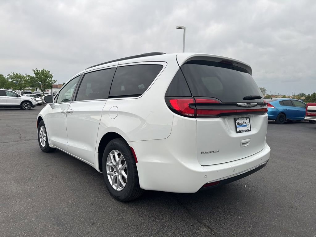 2022 Chrysler Pacifica Touring-L