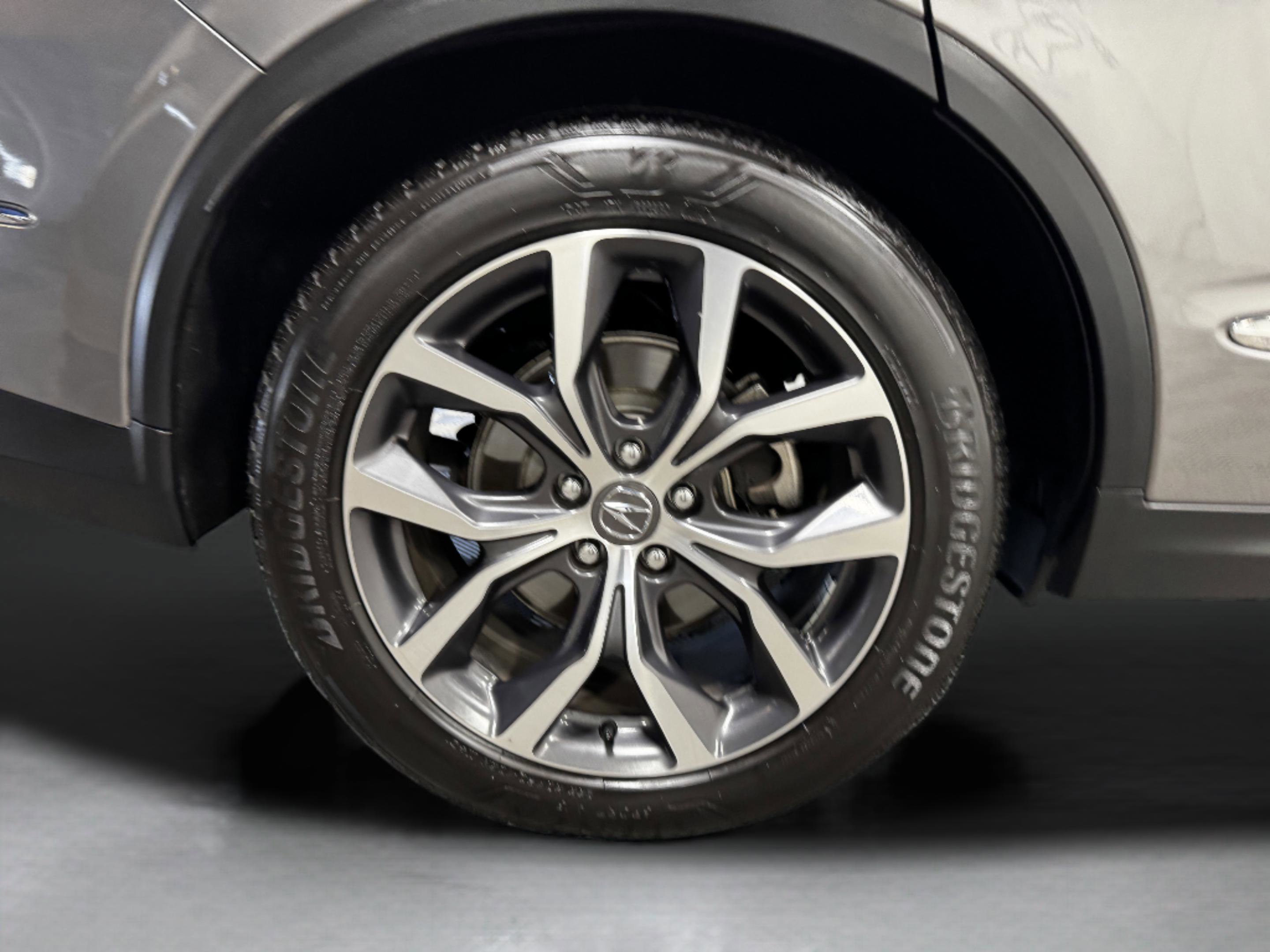 2023 Acura MDX FWD w/ Technology Package