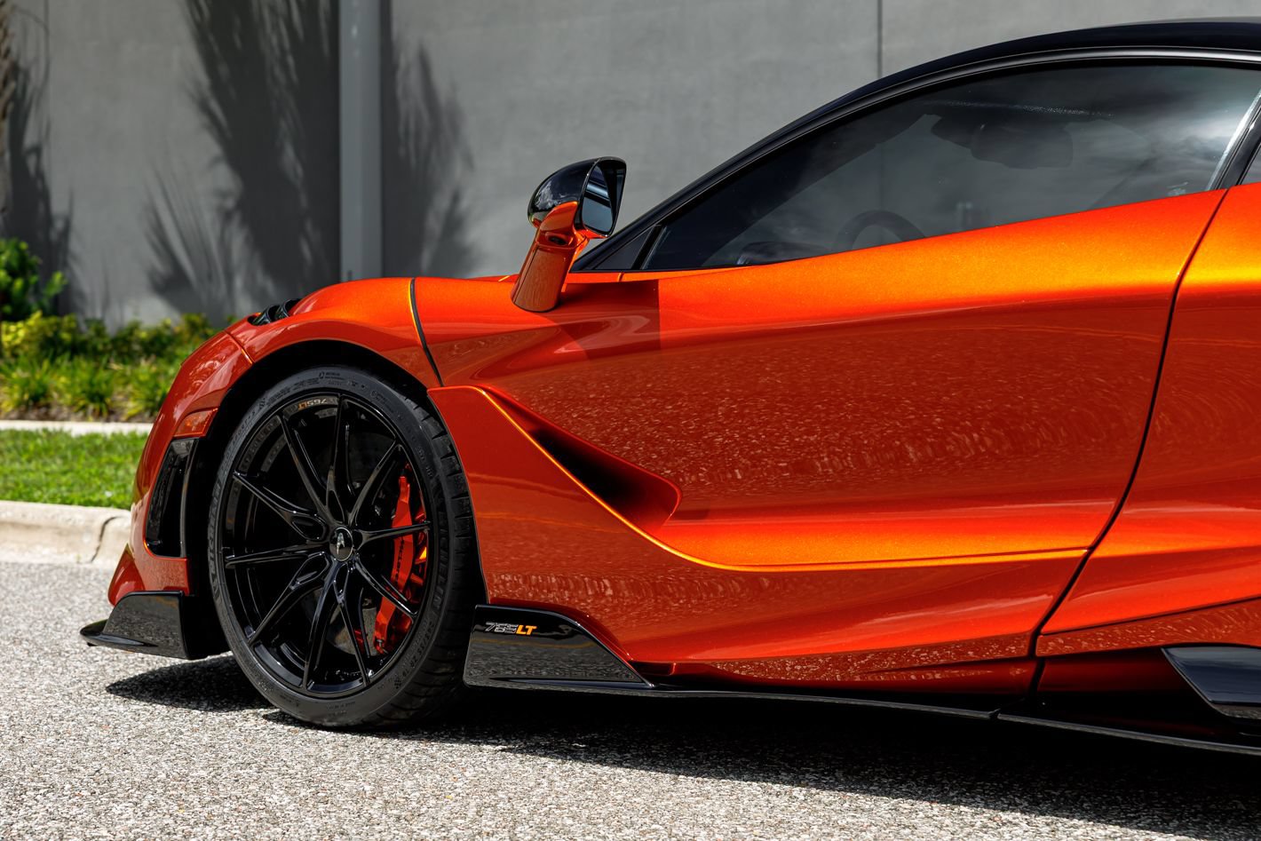 Used 2021 McLaren 765LT photo 35