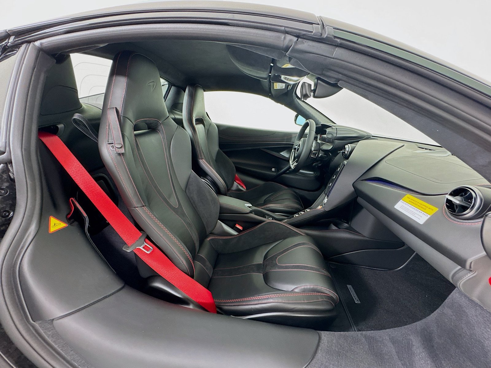 Used 2026 McLaren 750S Spider photo 24