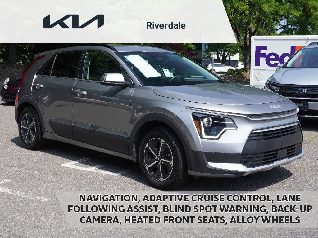 Used 2023 Kia Niro EX