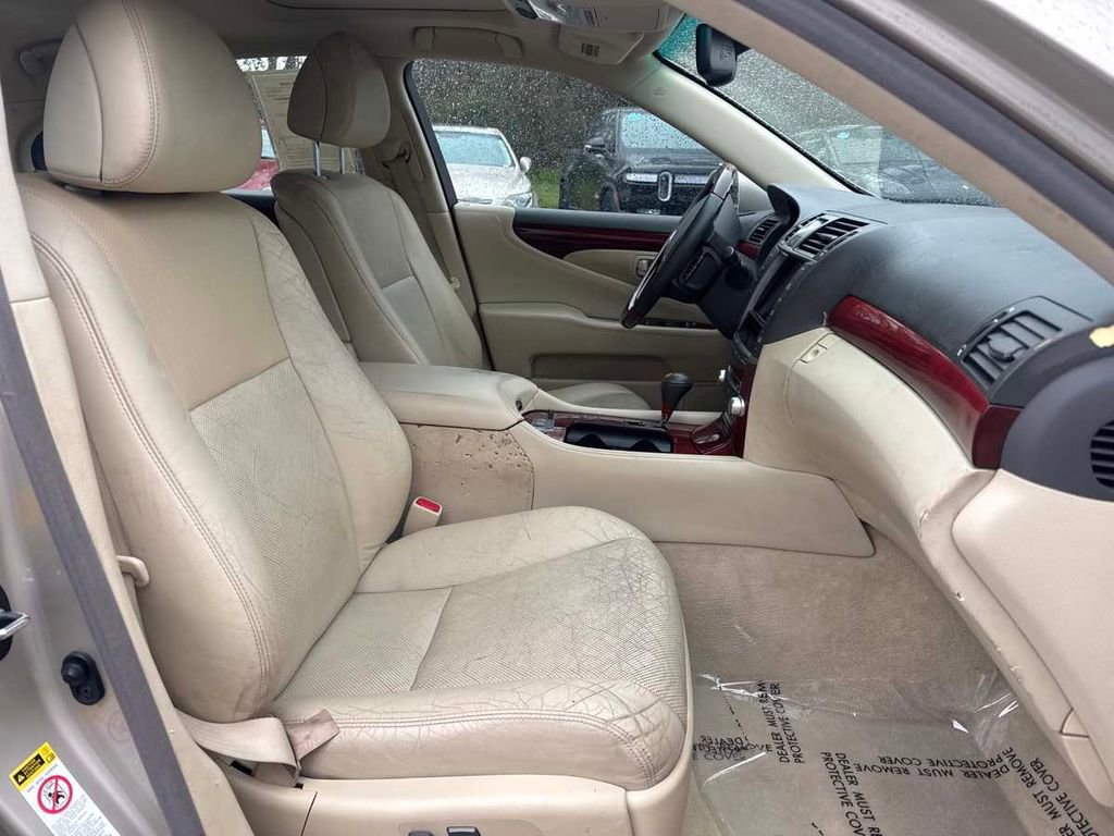 2010 Lexus LS 460