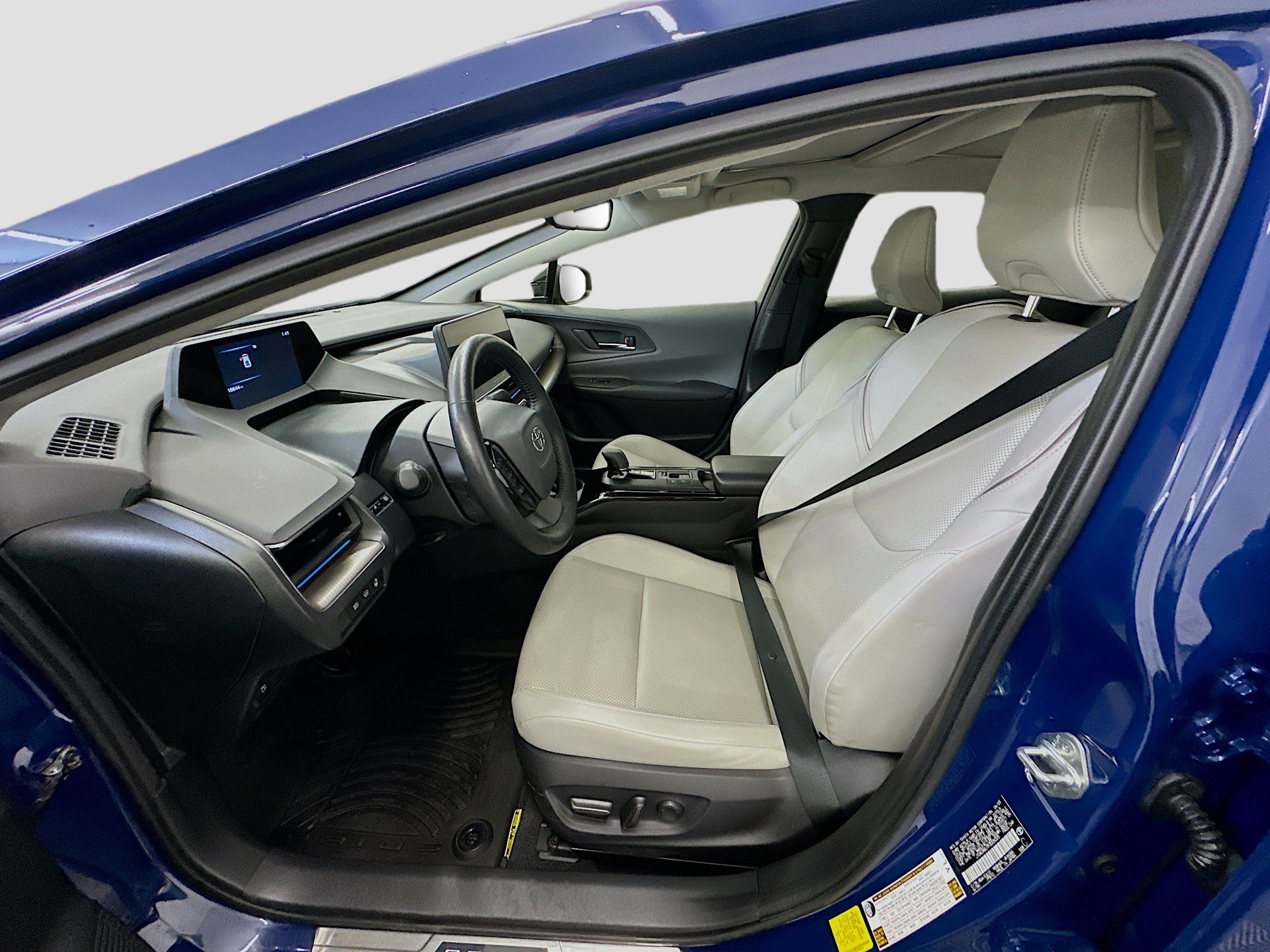 2023 Toyota Prius XLE