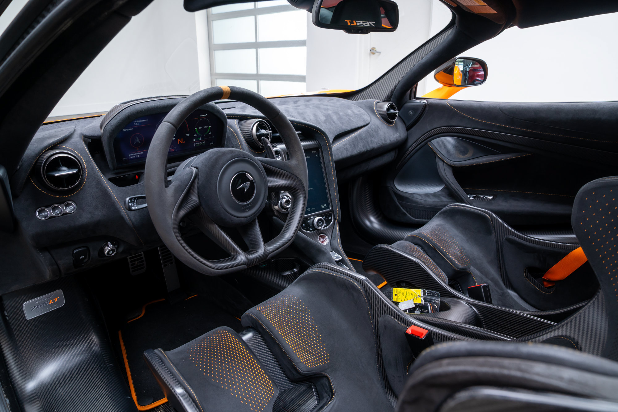 Used 2021 McLaren 765LT photo 28