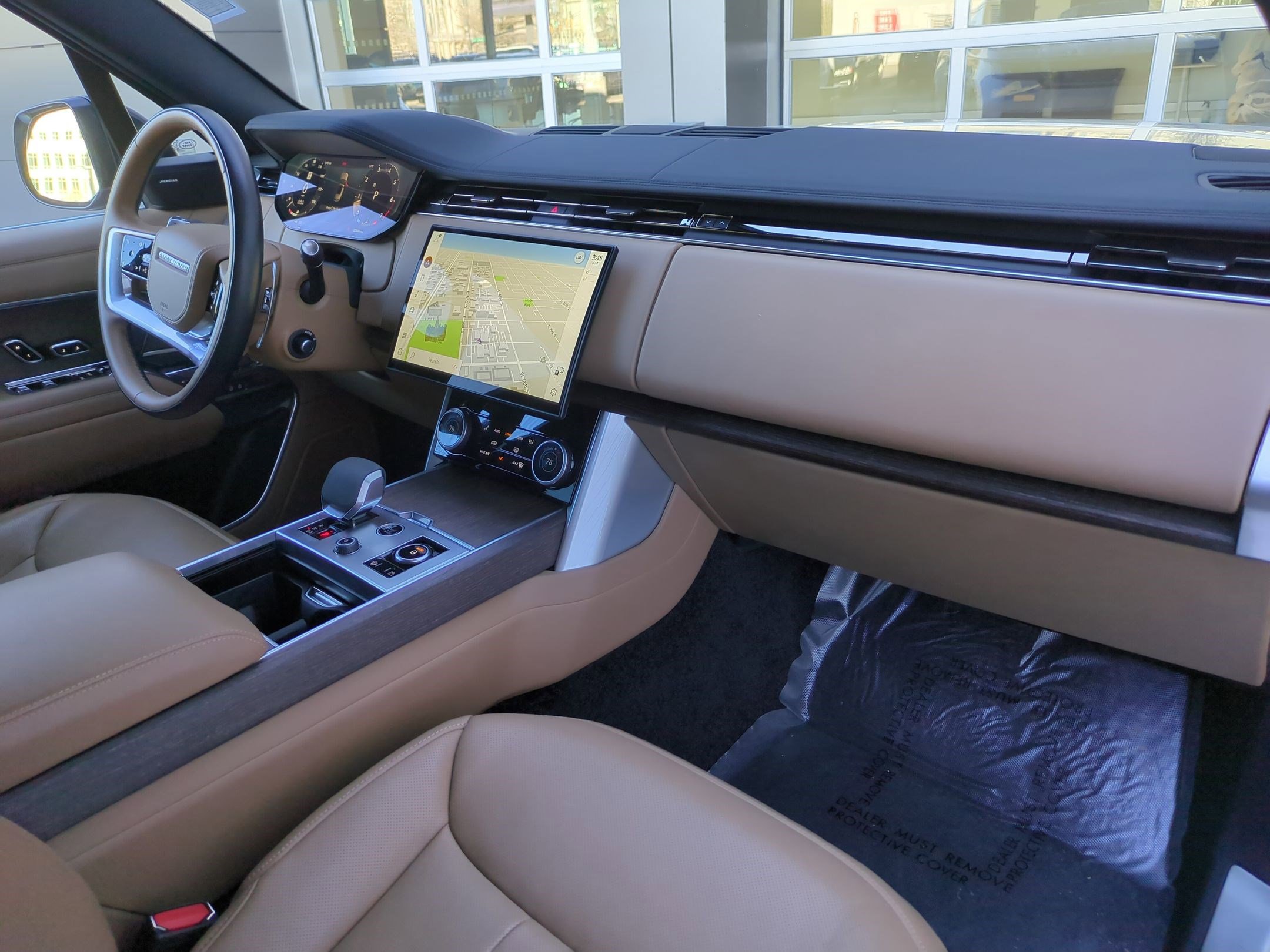 2023 Land Rover Range Rover SE