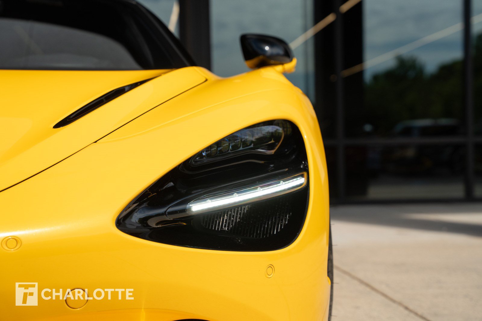 Used 2025 McLaren 750S photo 6