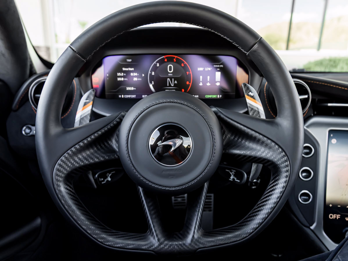 Used 2025 McLaren 750S photo 18