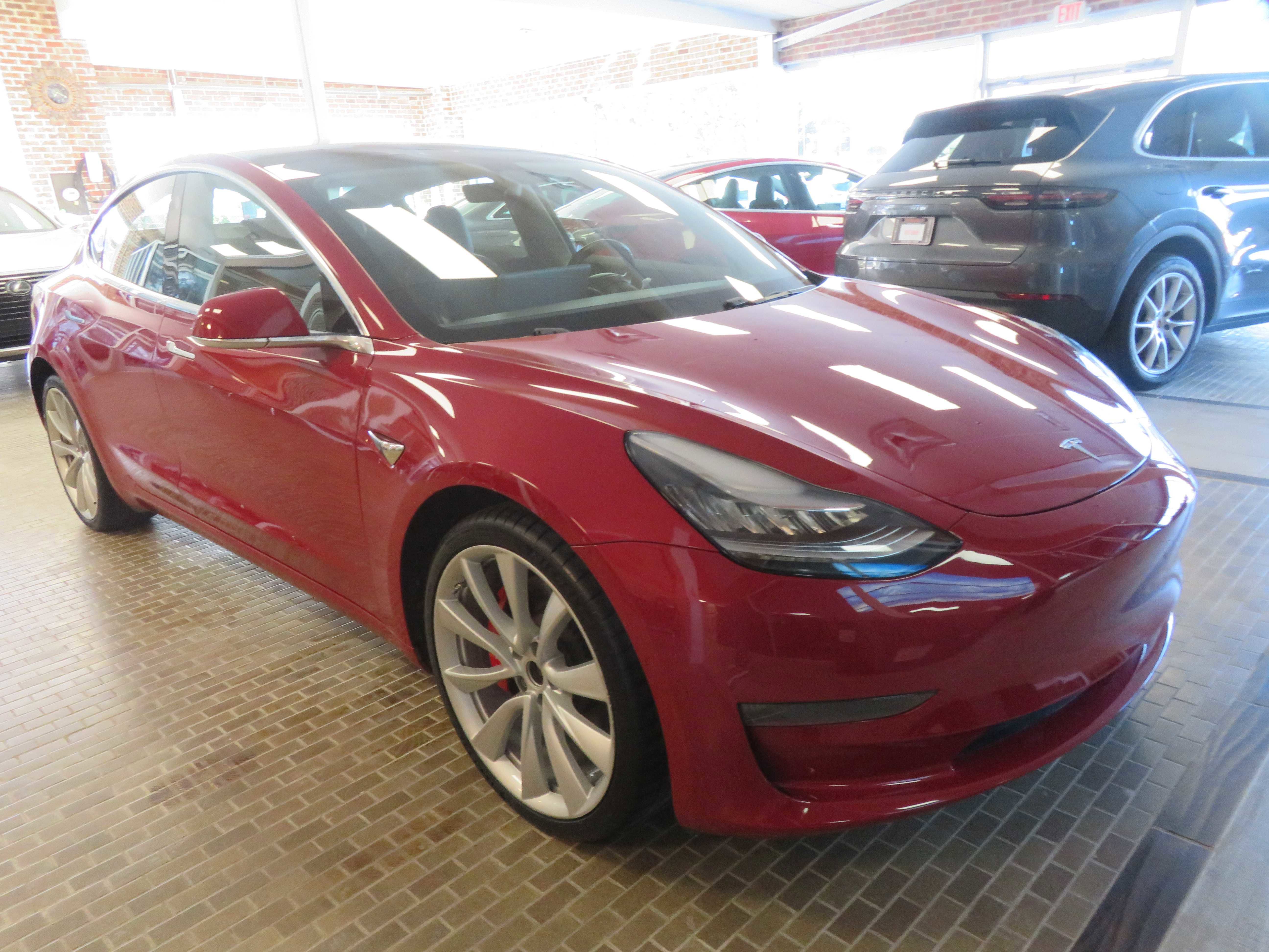 2018 Tesla Model 3 Performance