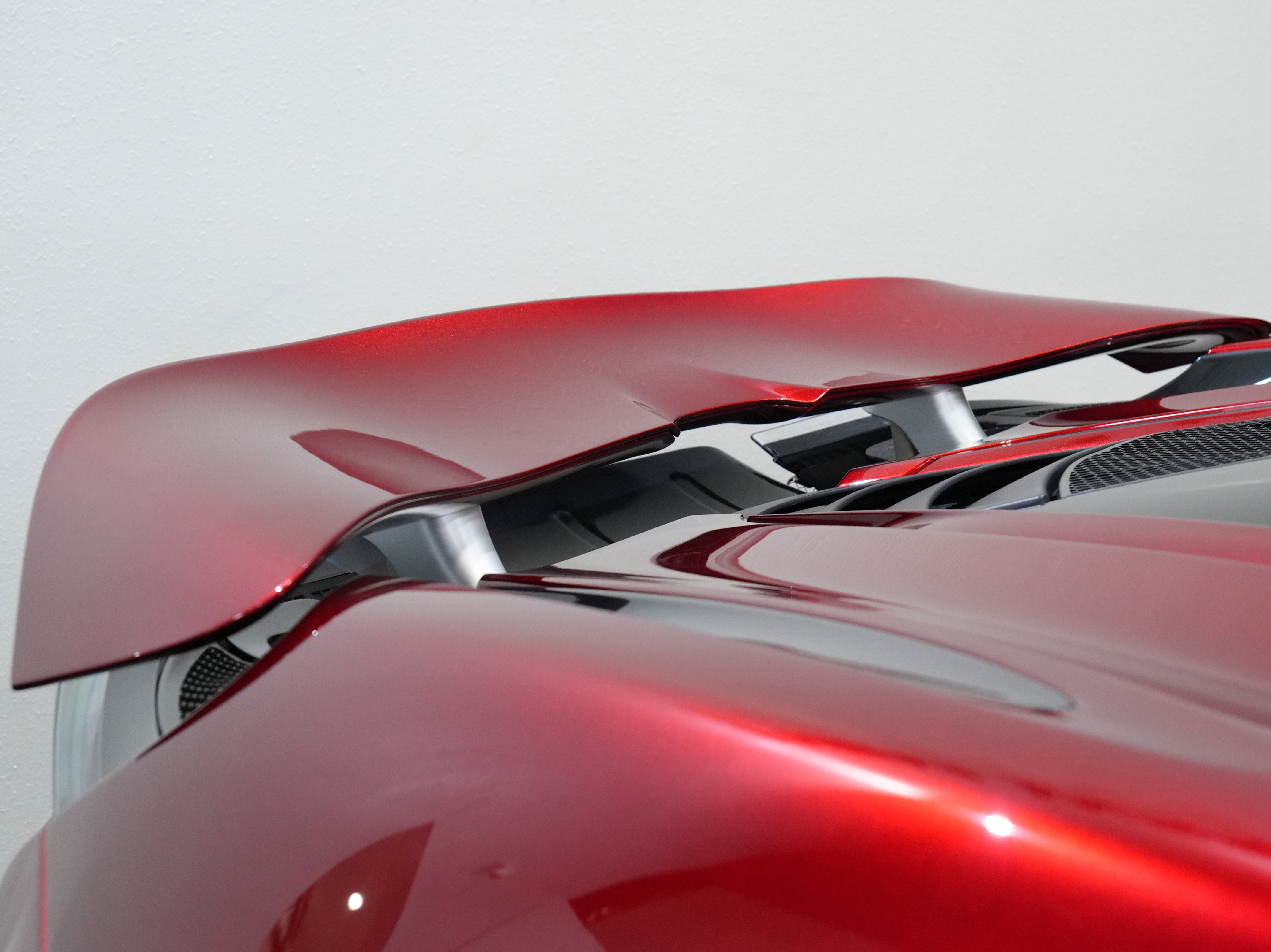 Used 2018 McLaren 720S photo 15