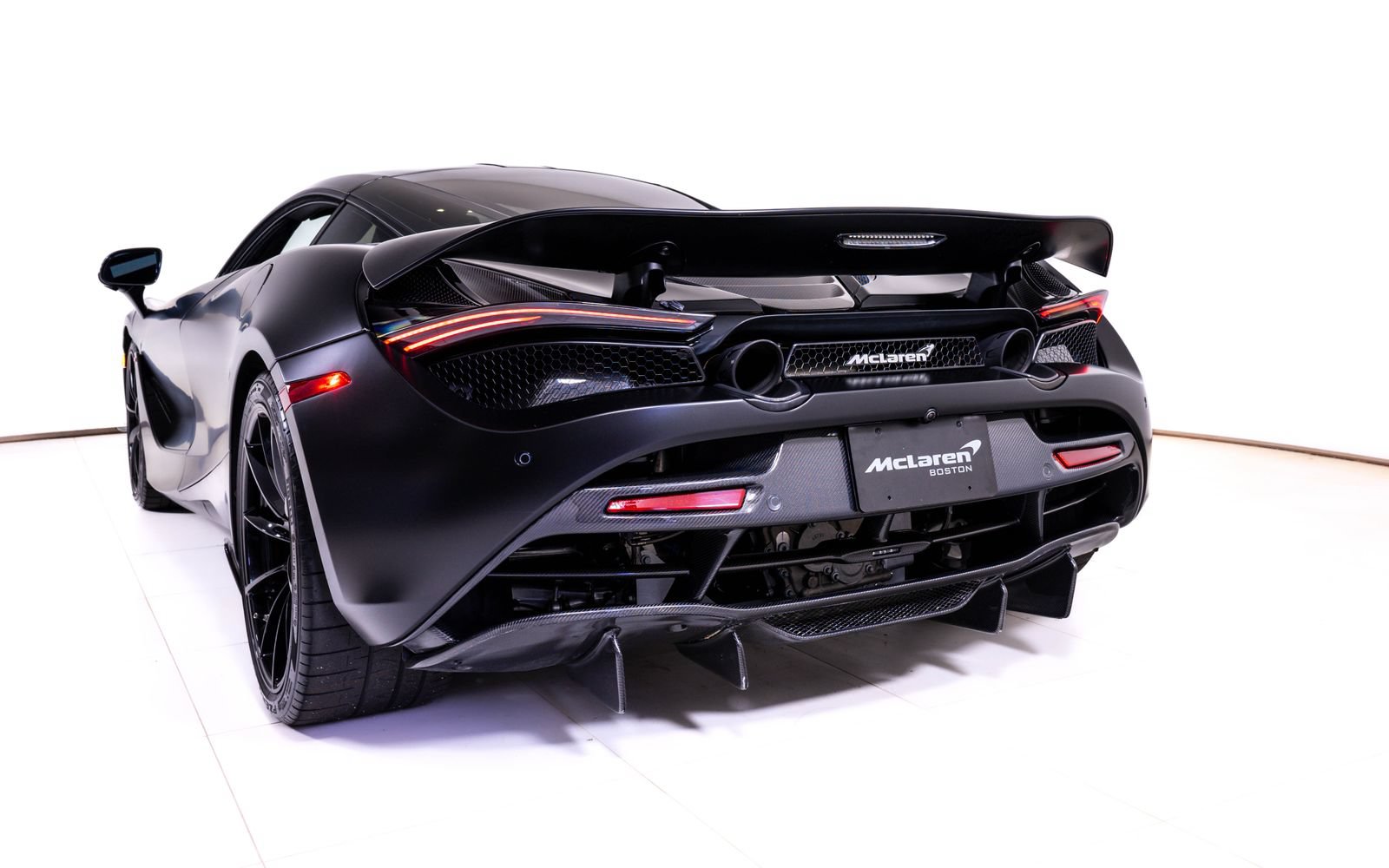 Used 2019 McLaren 720S Performance photo 11