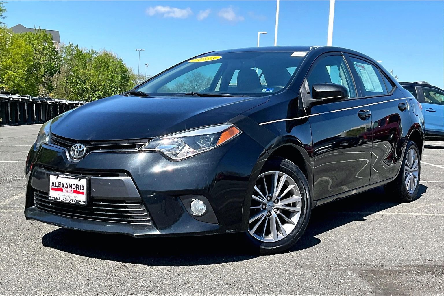 Used 2015 Toyota Corolla LE