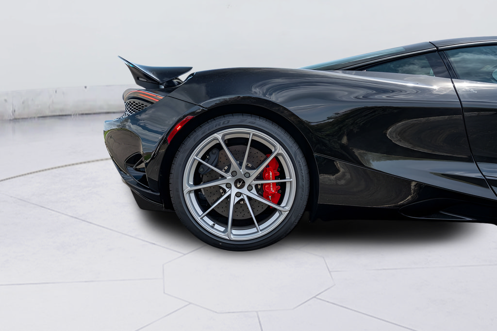 New 2026 McLaren 750S photo 20
