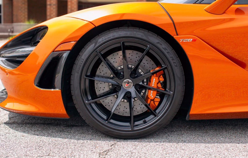 Used 2018 McLaren 720S photo 20