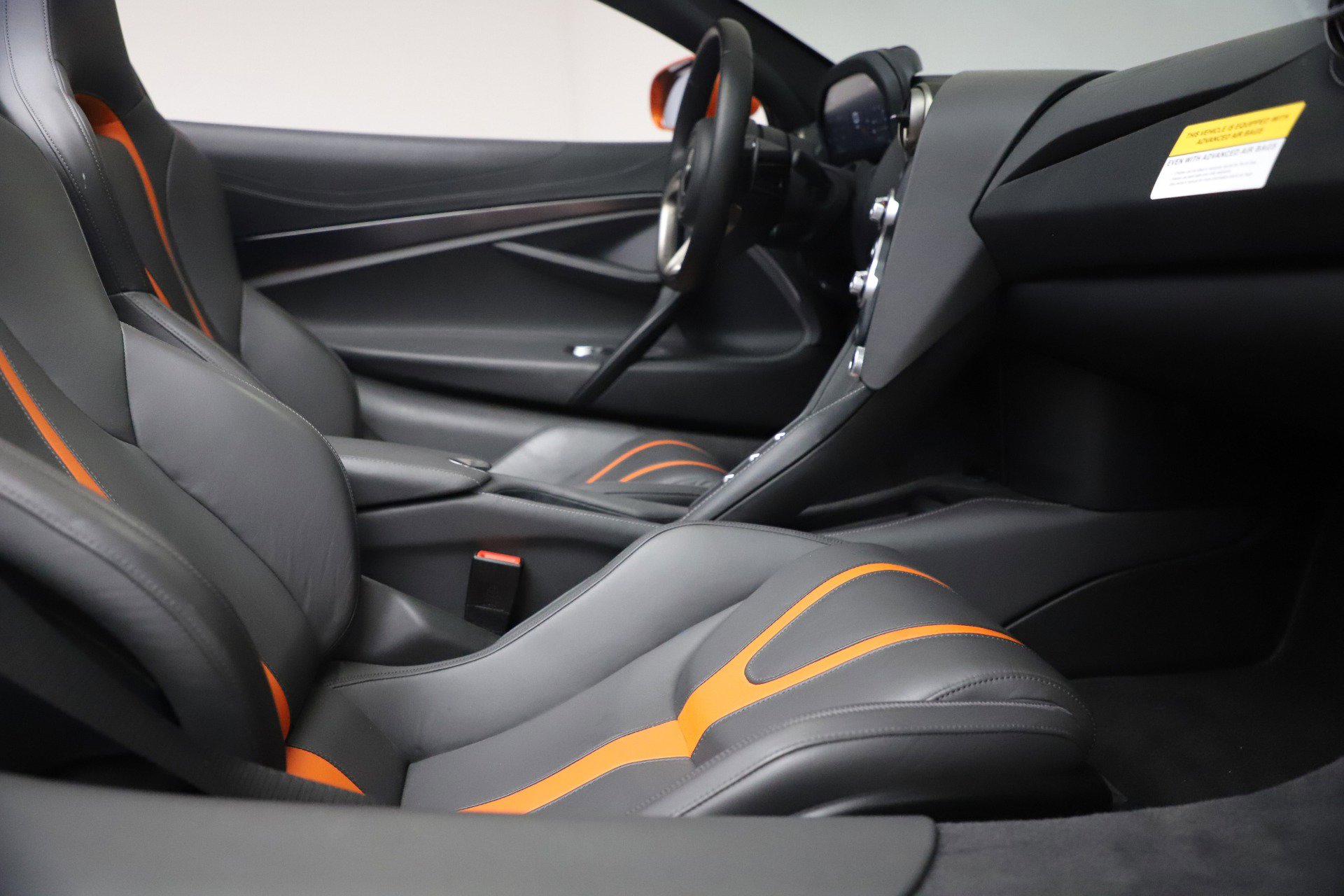 Used 2020 McLaren 720S Spider photo 38