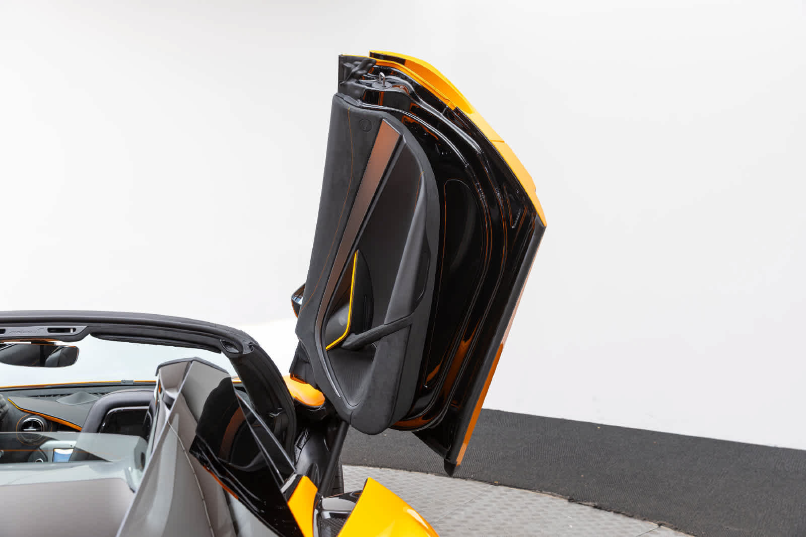 New 2027 McLaren 750S Spider photo 36