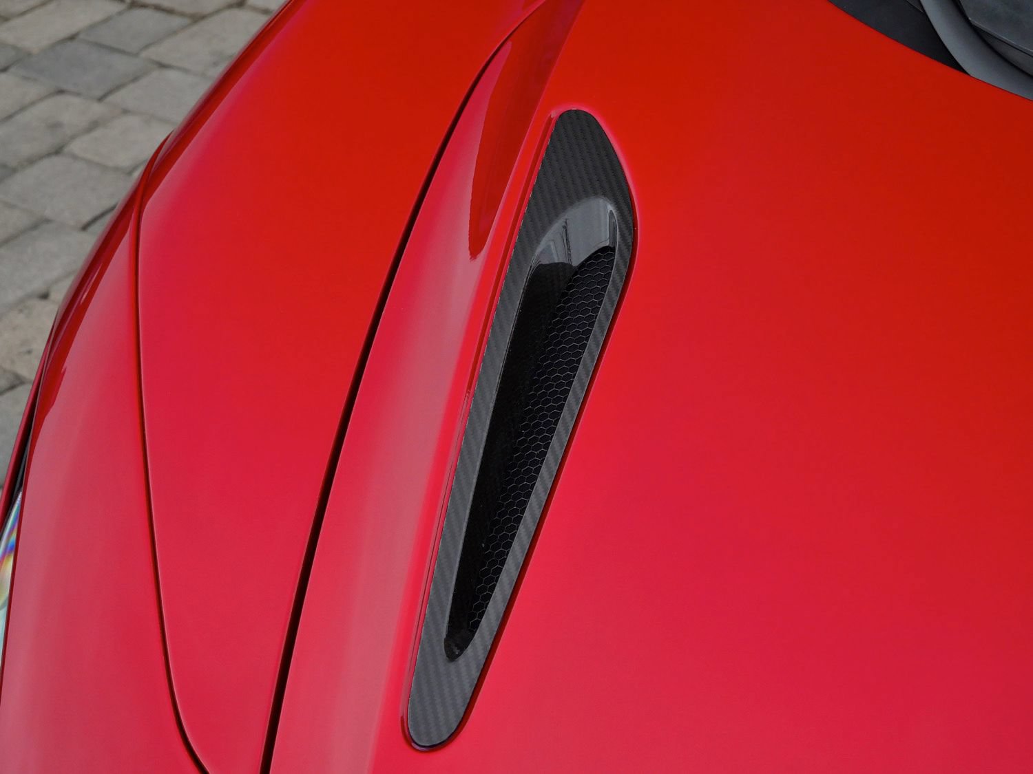 Used 2020 McLaren 720S Performance photo 16