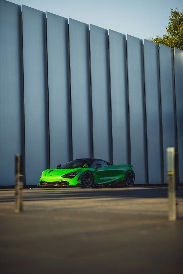 Used 2018 McLaren 720S Performance photo 41