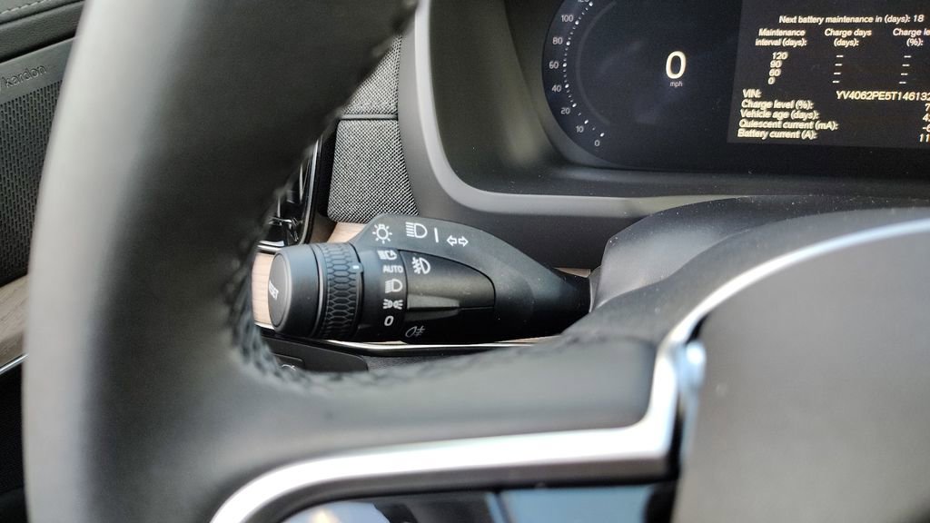 2026 Volvo Xc90 B6 Plus