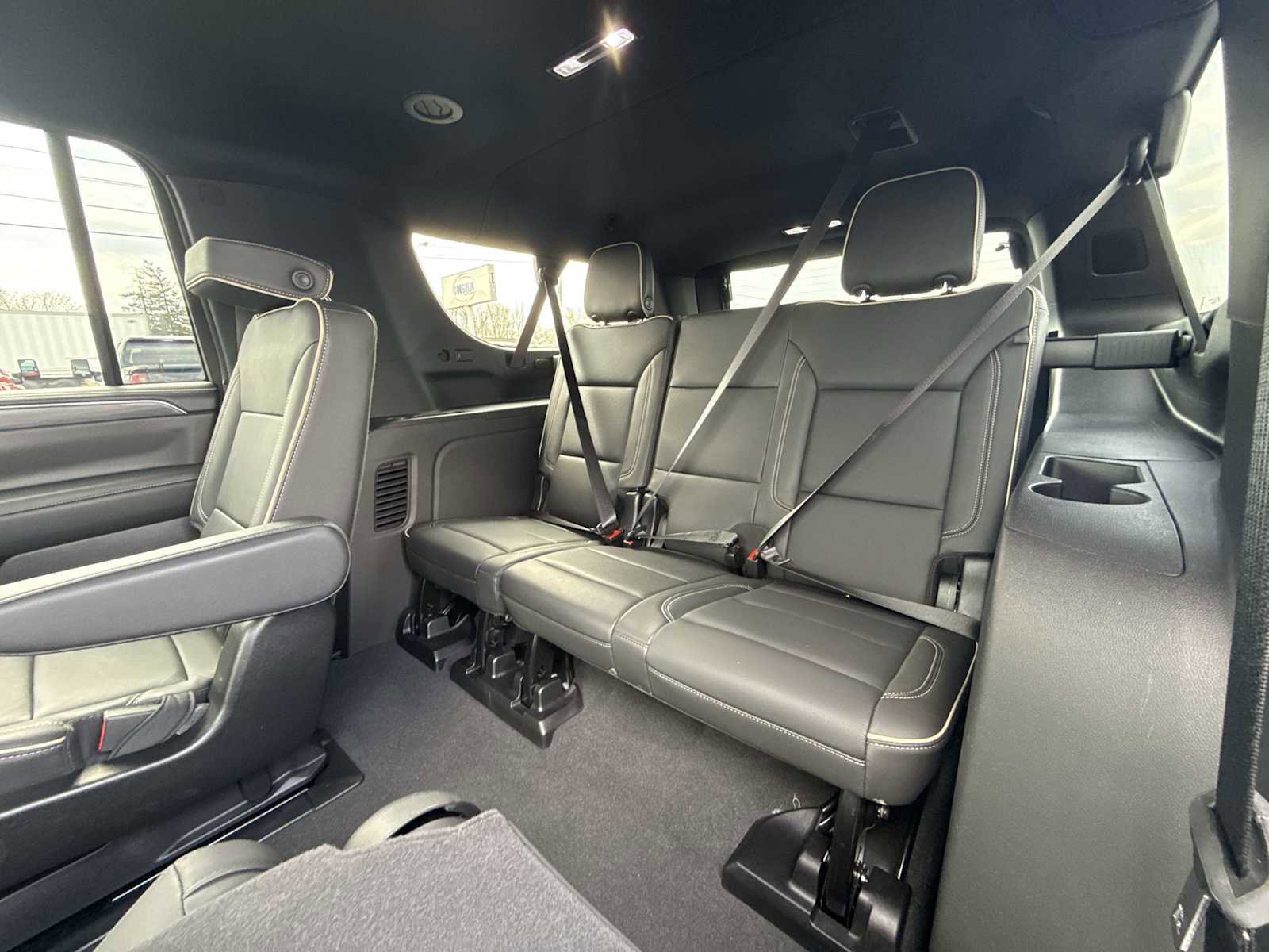 2024 GMC Yukon XL SLT