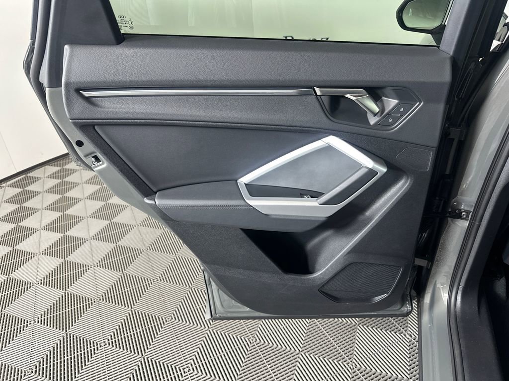 2024 Audi Q3 2.0T Premium Plus