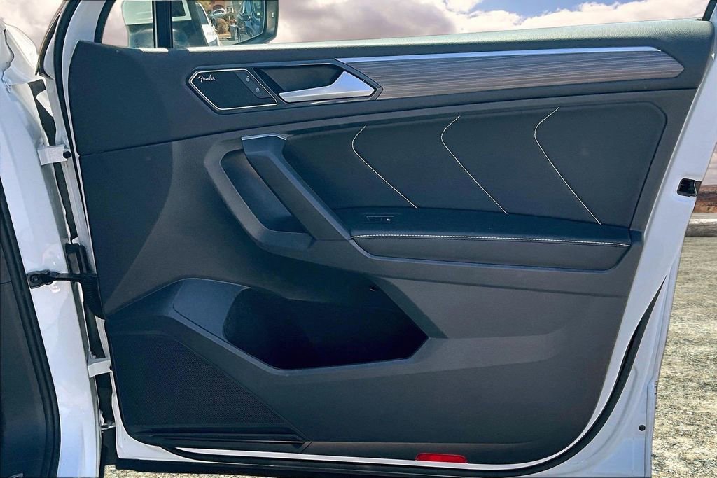 2022 Volkswagen Tiguan SEL R-Line