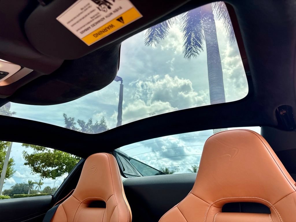 Used 2022 McLaren 720S Luxury photo 28