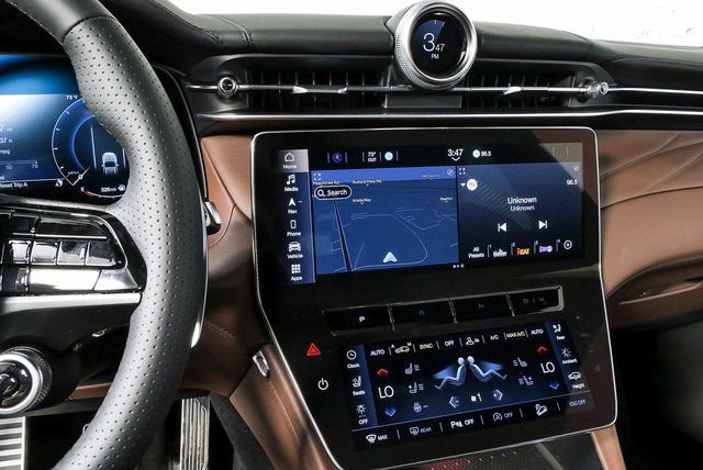 2026 Maserati Grecale Modena