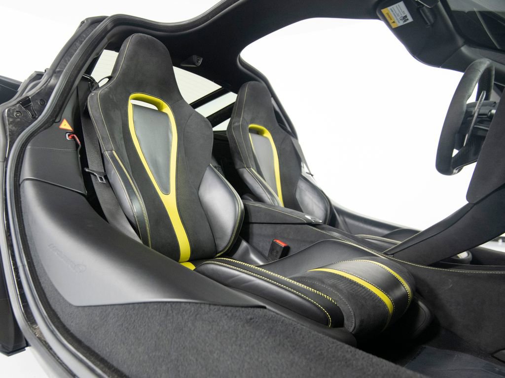 Used 2018 McLaren 720S Performance photo 35