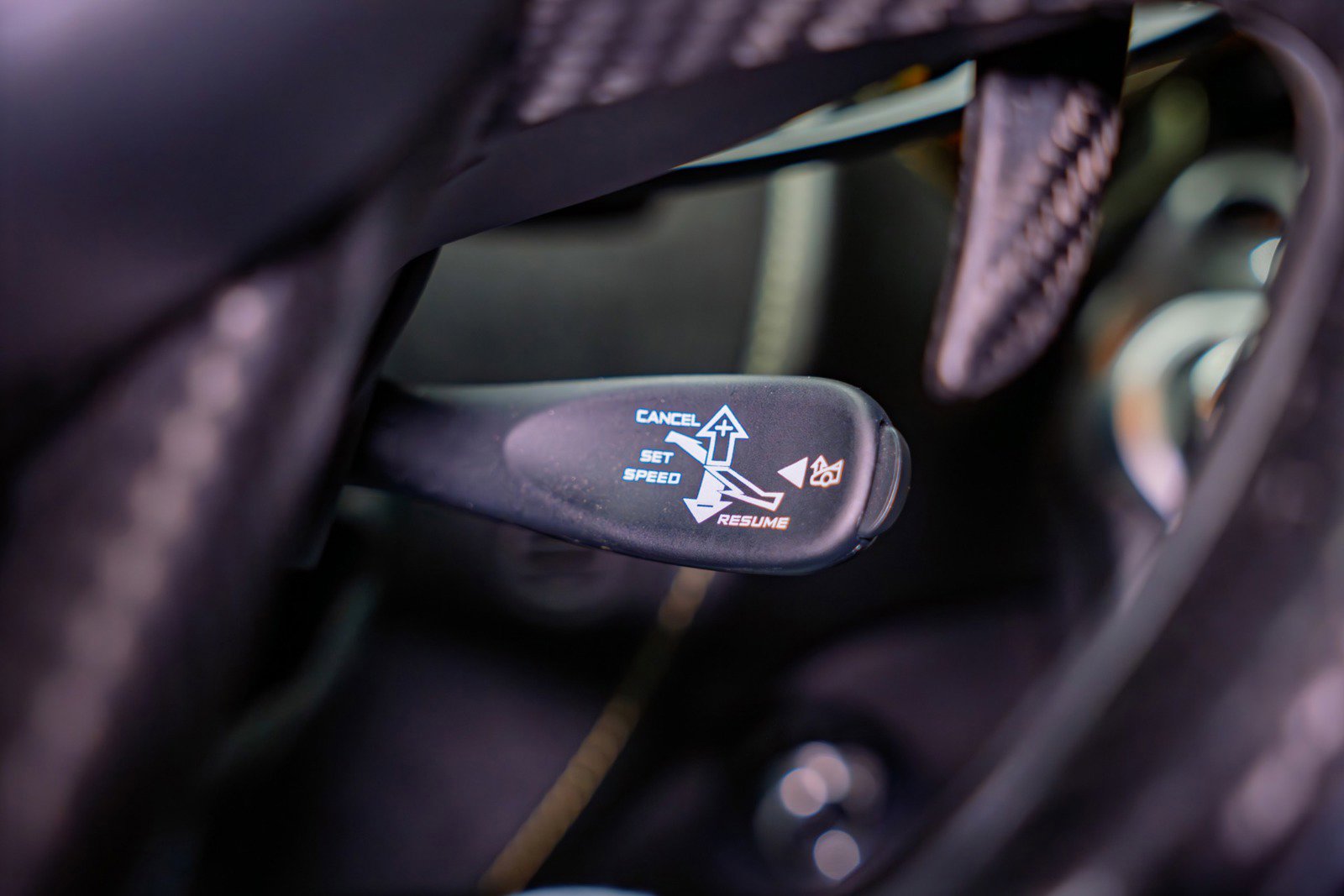 Used 2018 McLaren 720S Performance photo 27