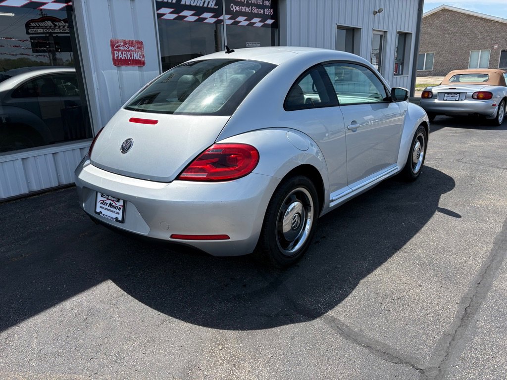 2012 Volkswagen Beetle 2.5