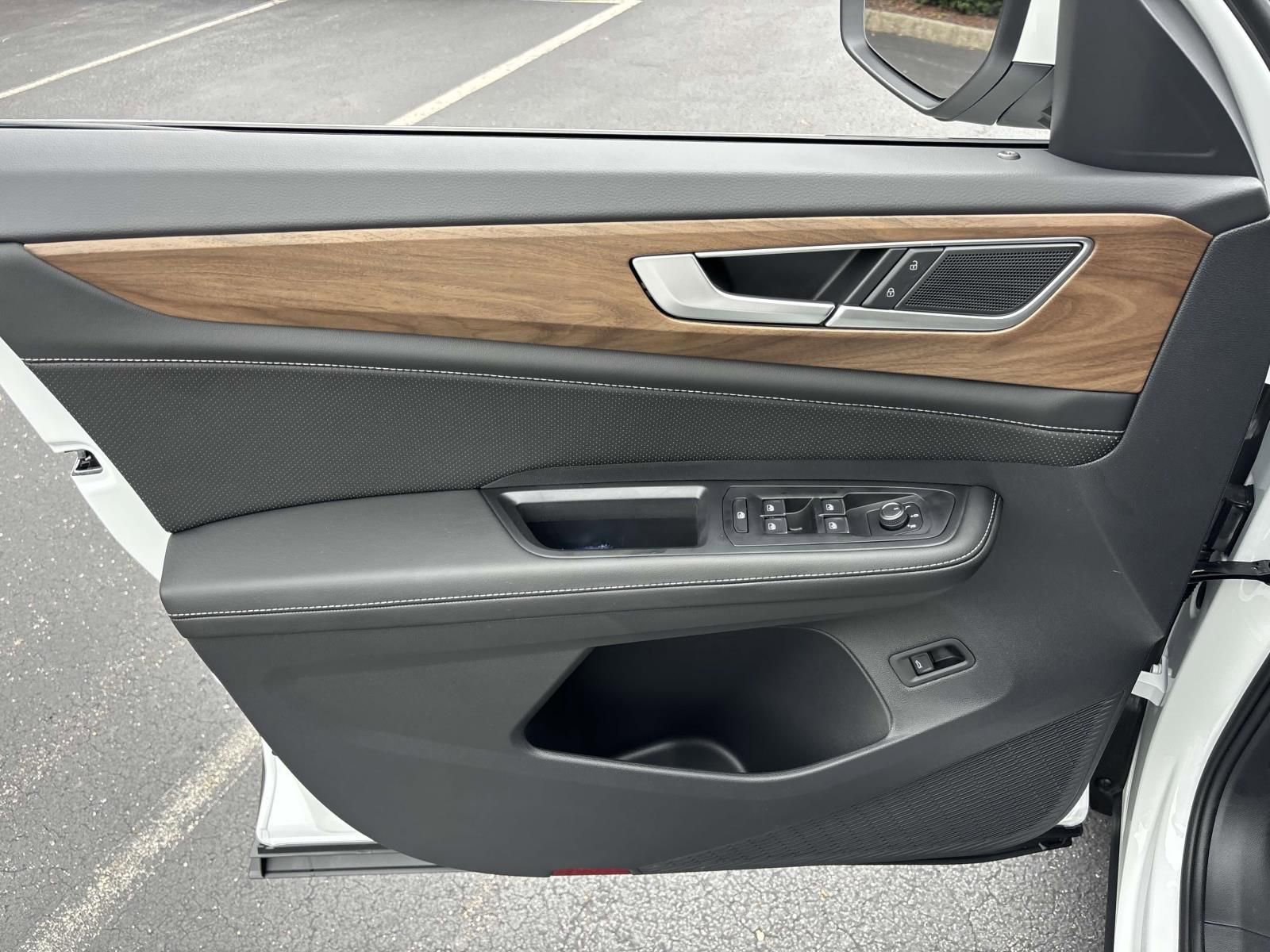 2026 Volkswagen Atlas SE