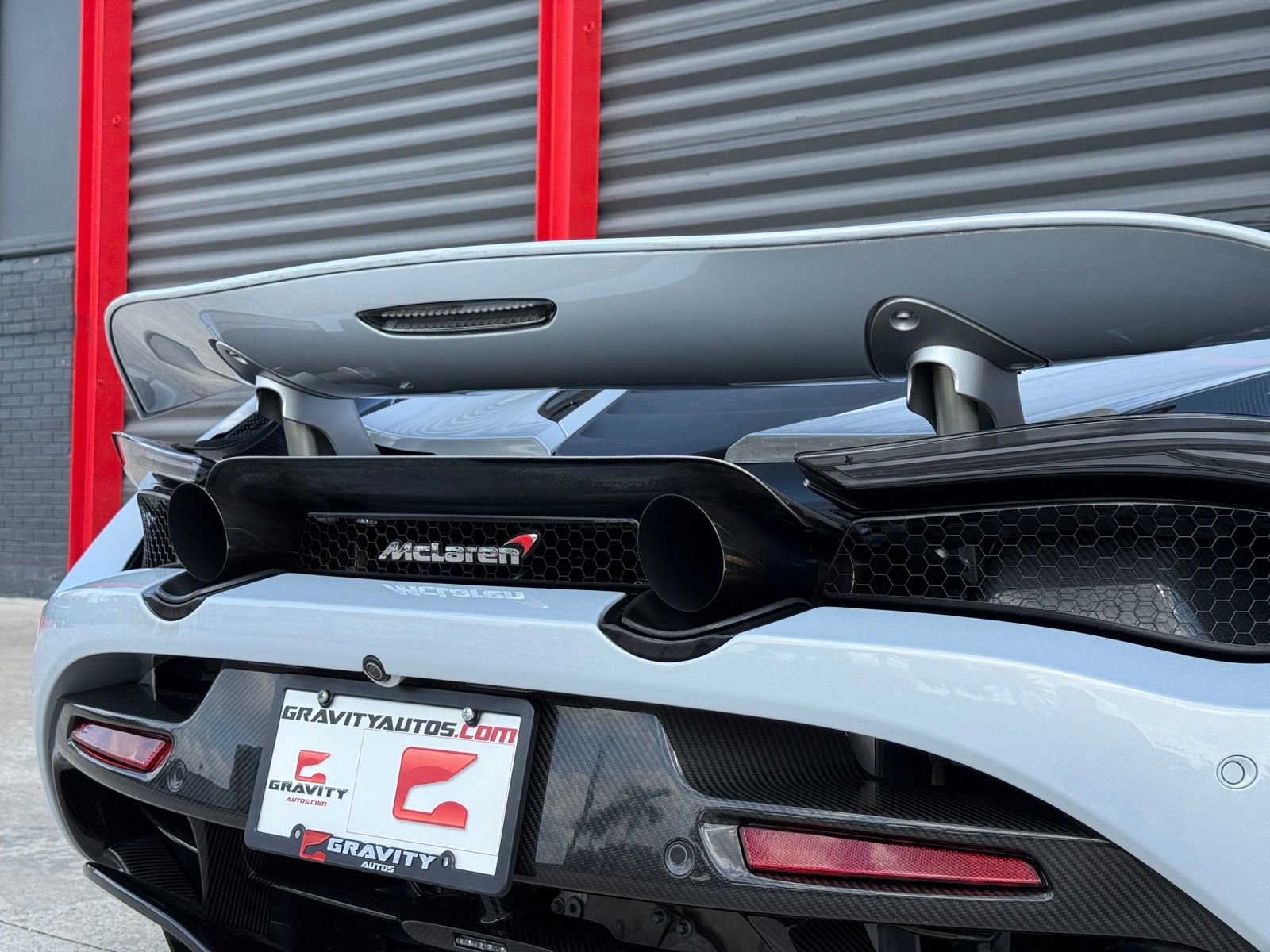 Used 2018 McLaren 720S photo 19