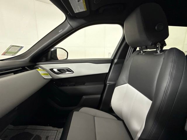 2026 Land Rover Range Rover Velar Dynamic SE