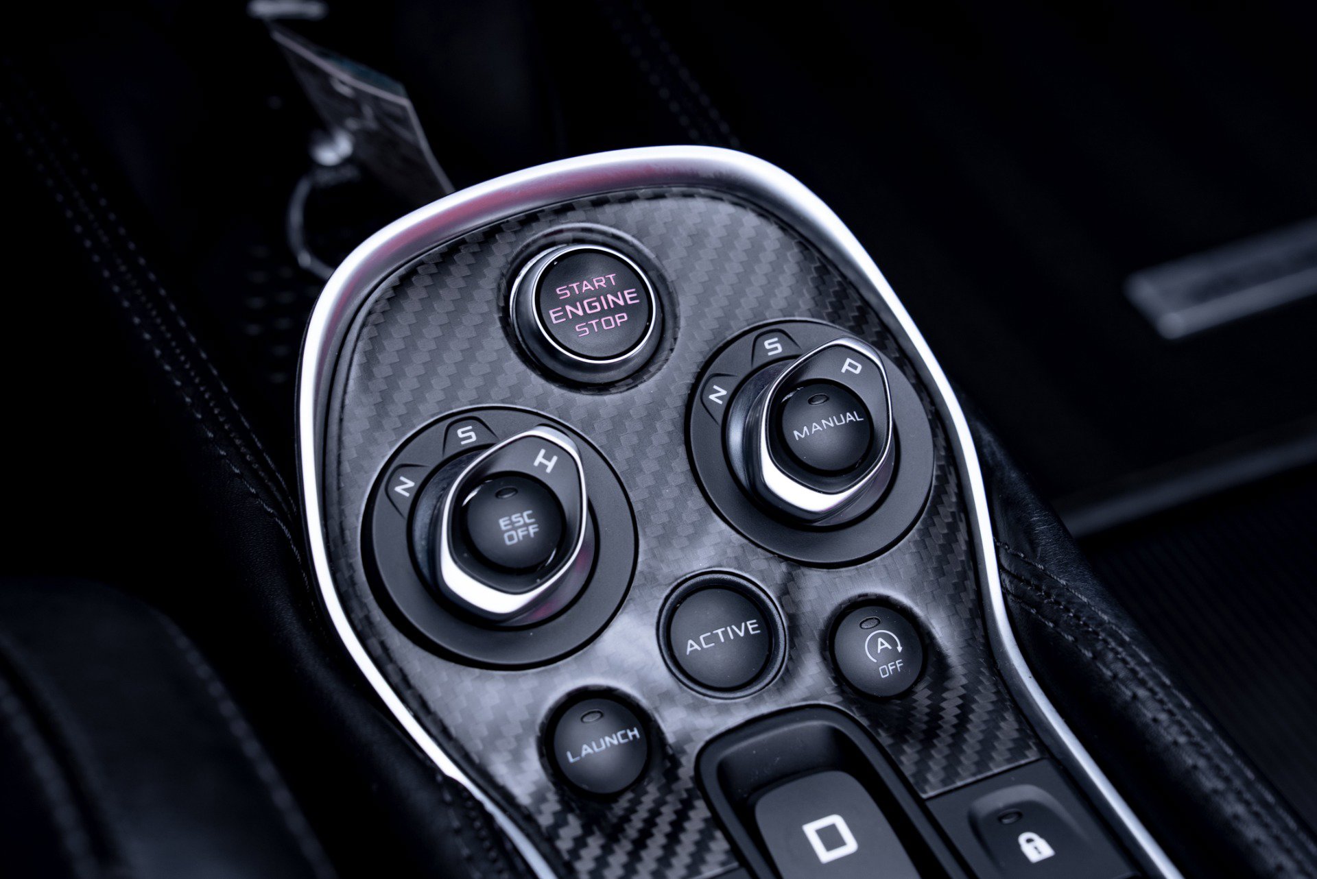 Used 2020 McLaren 600LT Spider photo 23