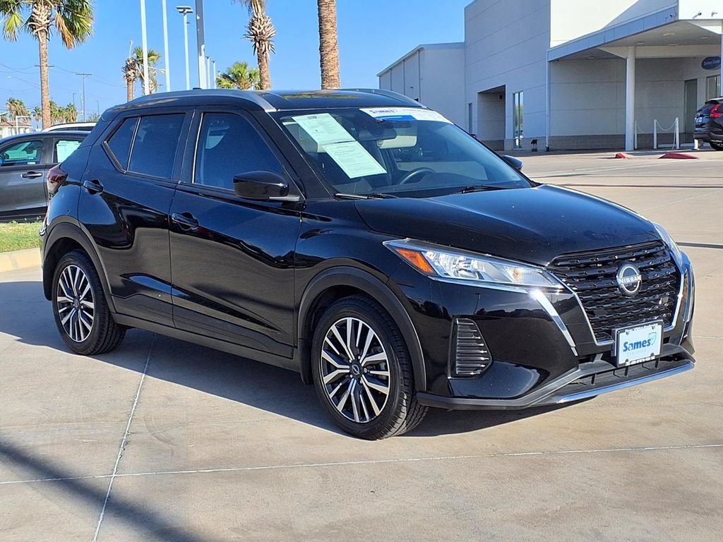 Used 2022 Nissan Kicks SV