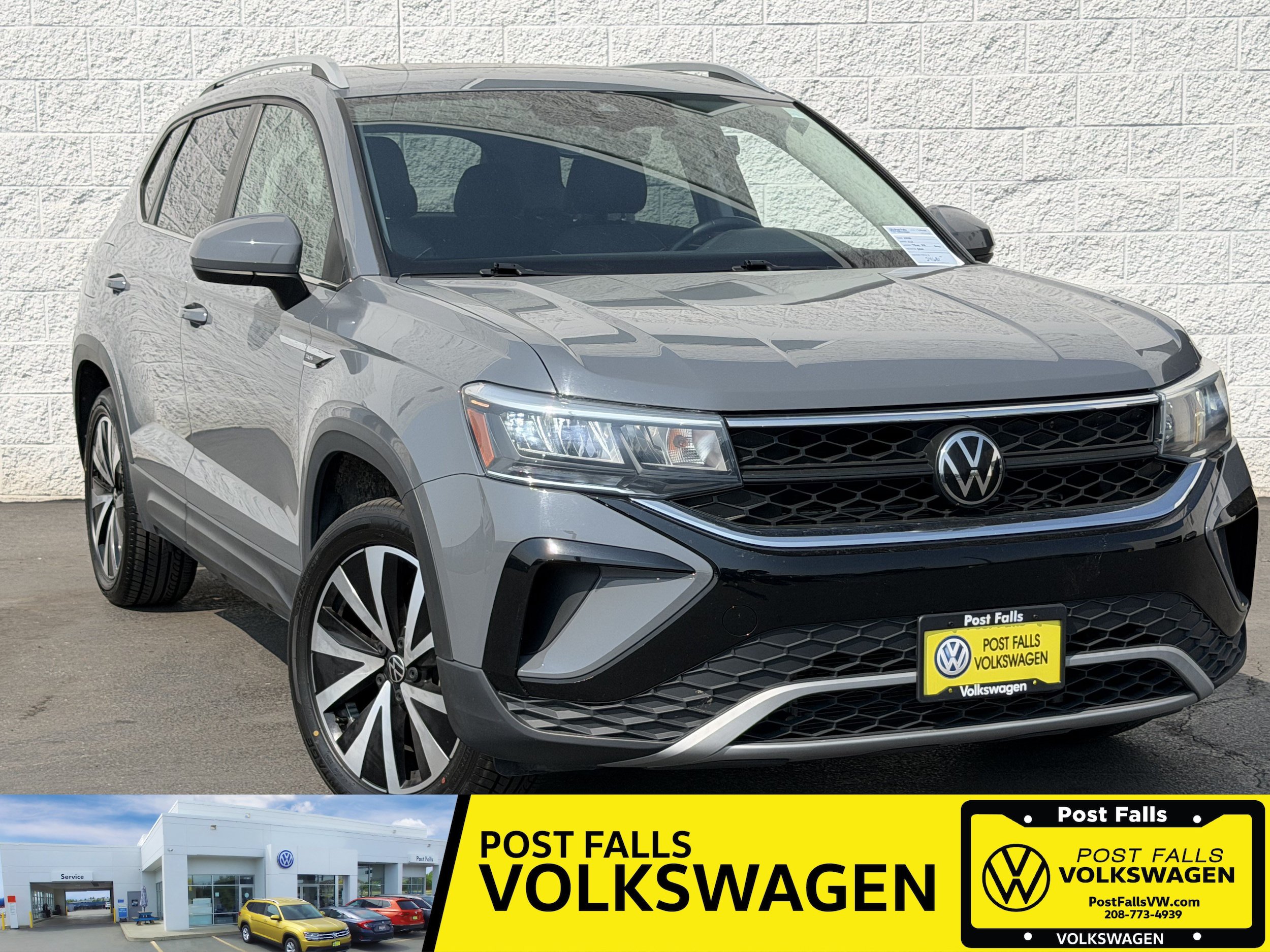 Used 2023 Volkswagen Taos SE w/ Panoramic Sunroof Package