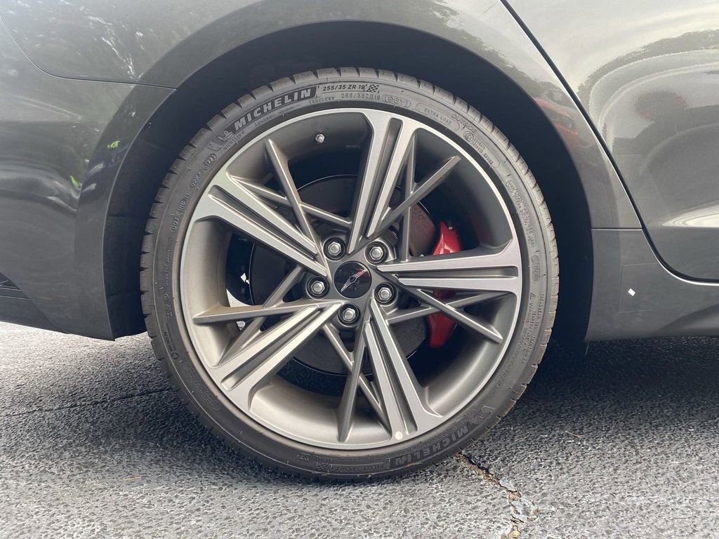 2025 Genesis G70 3.3T Advanced