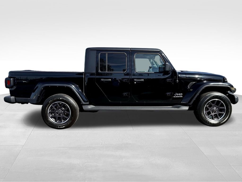 2022 Jeep Gladiator Overland