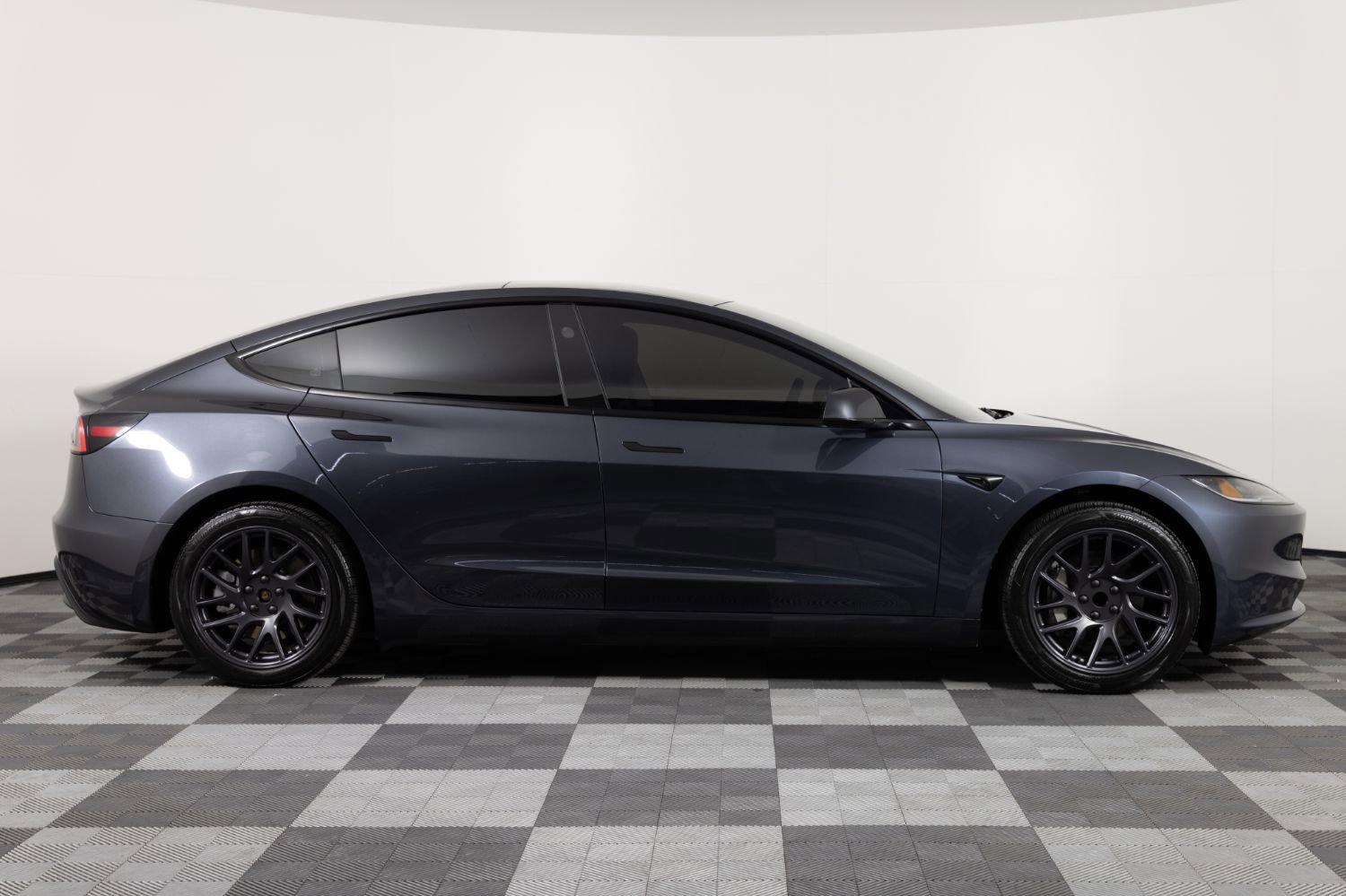 2024 Tesla Model 3 Long Range