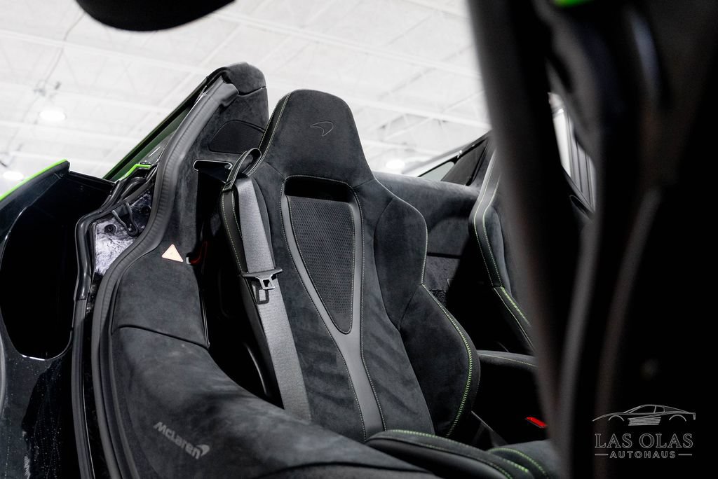 Used 2026 McLaren 750S Spider photo 35