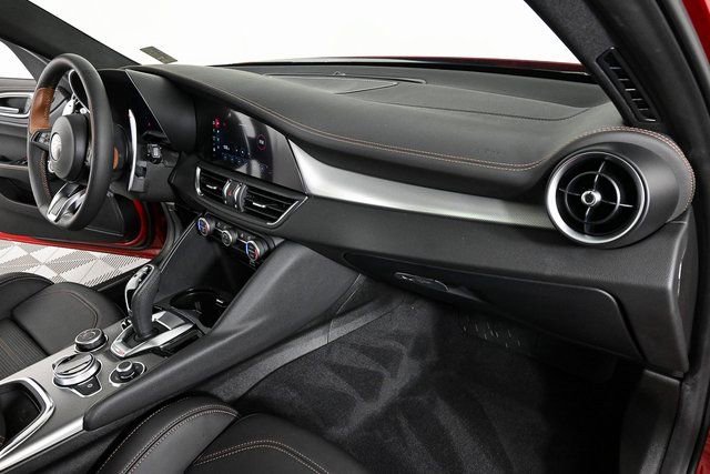 2025 Alfa Romeo Giulia