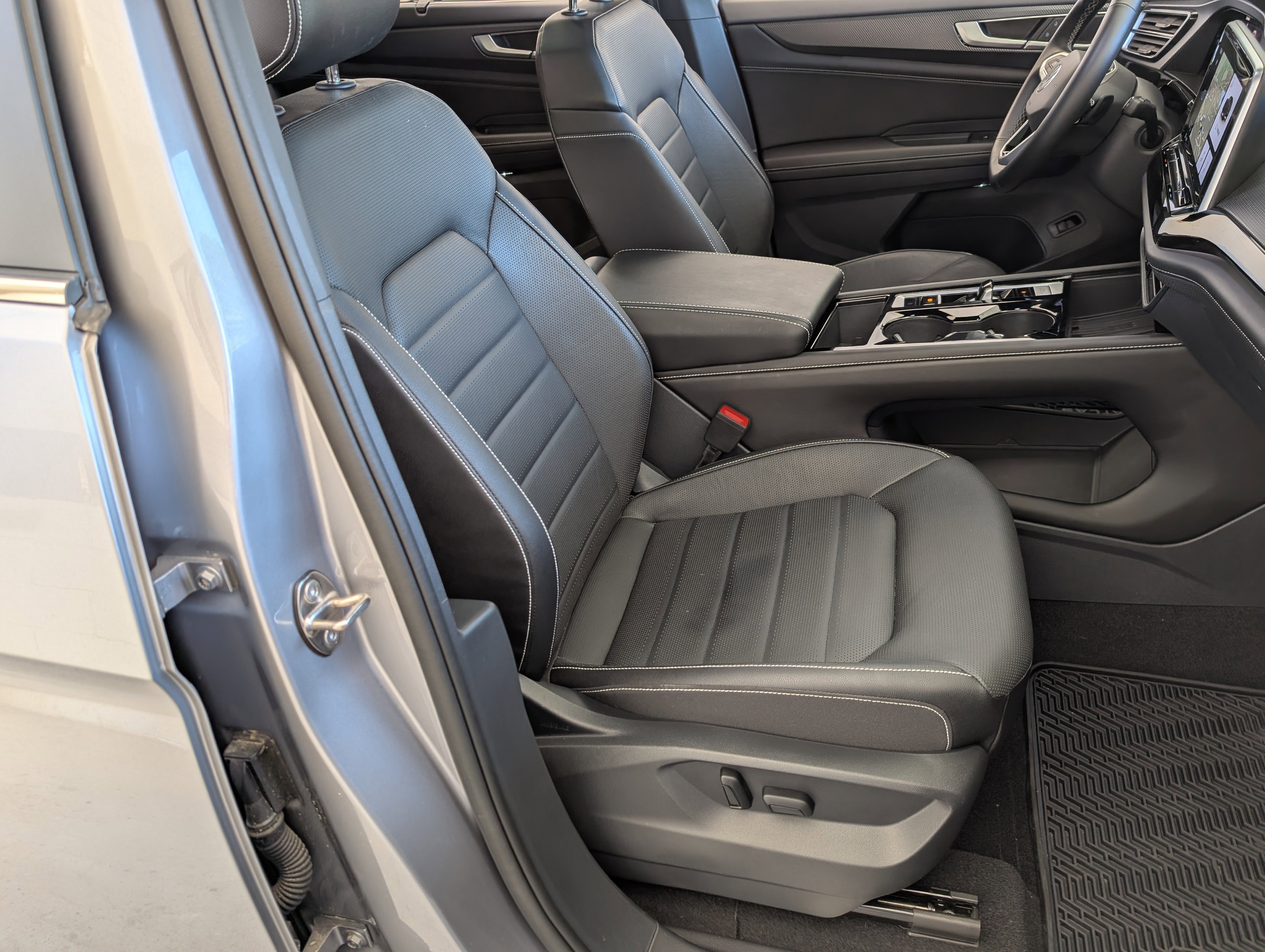 2025 Volkswagen Atlas Cross Sport SEL