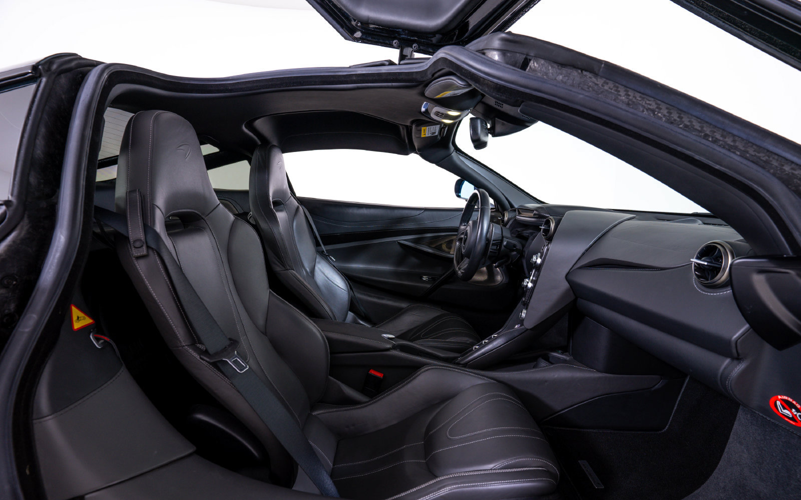 Used 2019 McLaren 720S photo 23