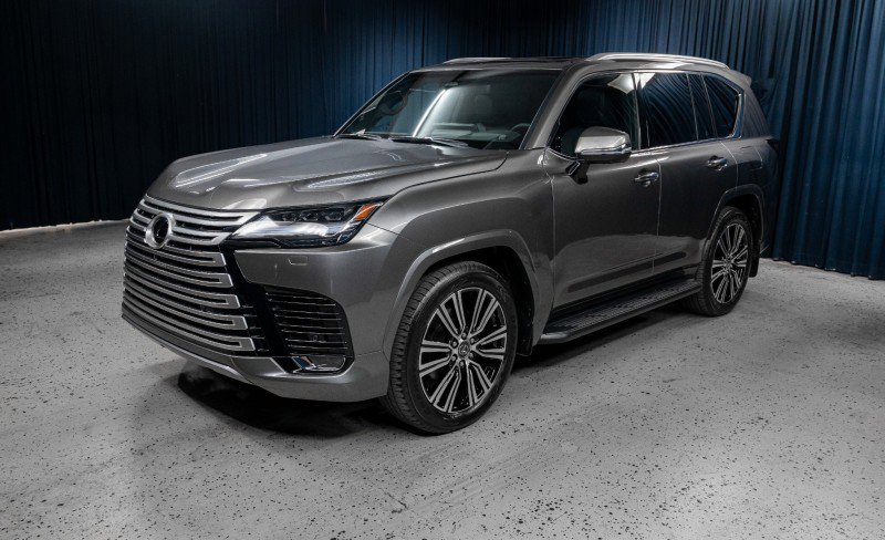 2026 Lexus LX 600 4WD w/ Luxury Package